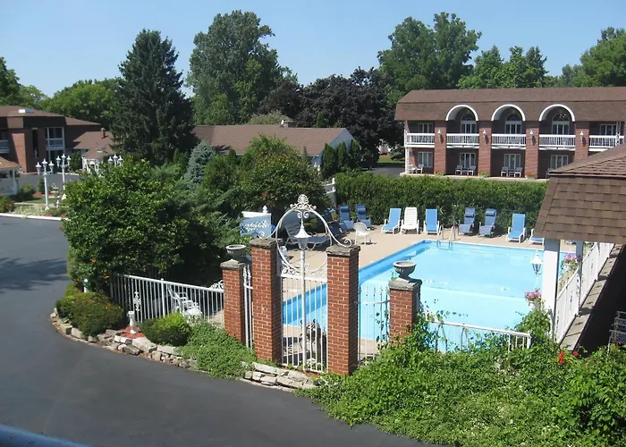 Lockport Inn And Suites